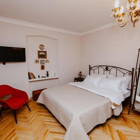 Chilling View Apartment Tbilisi Esterno foto
