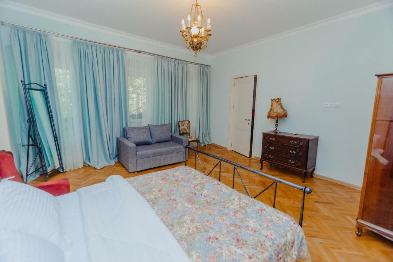 Chilling View Apartment Tbilisi Esterno foto