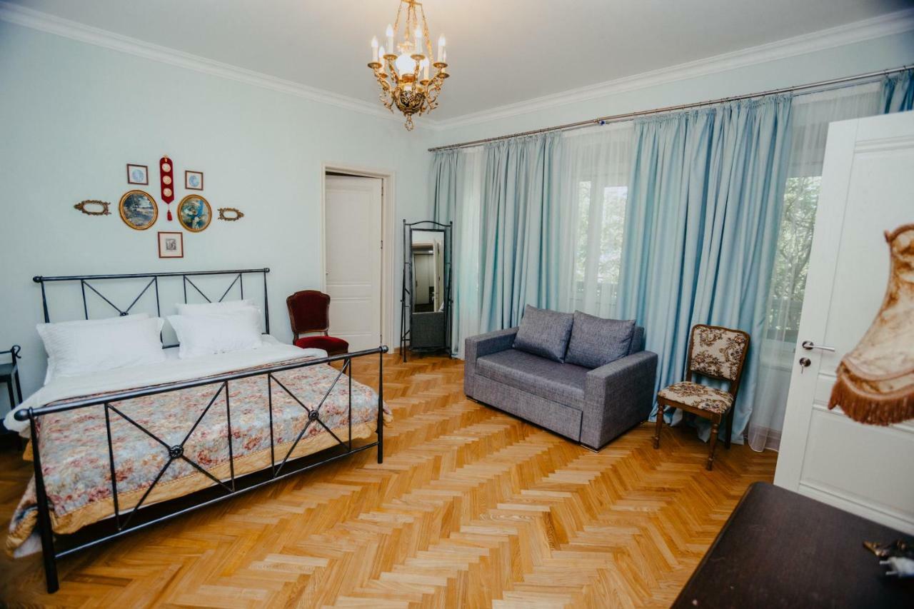 Chilling View Apartment Tbilisi Esterno foto
